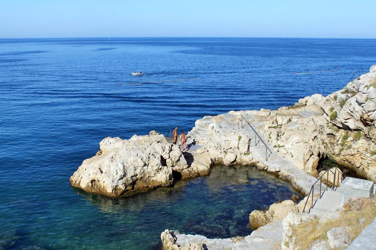 Apartments By The Sea Rovinj - 20842