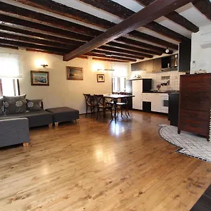 Midea Apartment